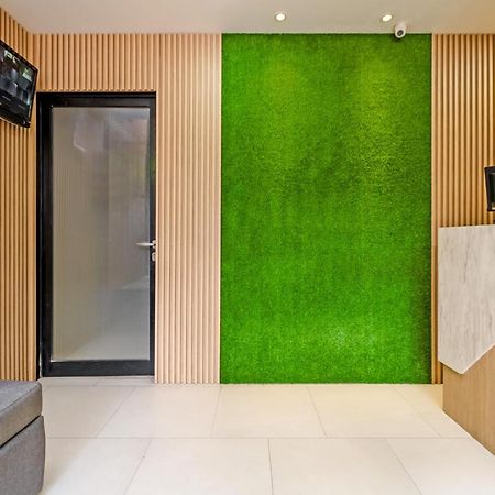 Env Room Jakarta Bagian luar foto