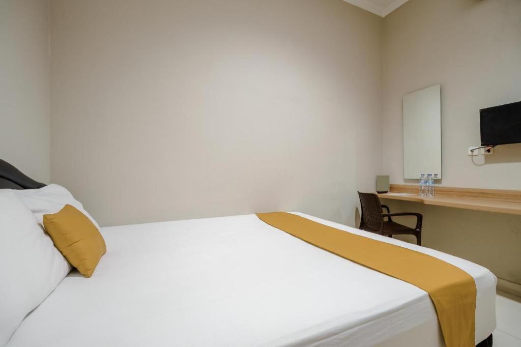 Env Room Jakarta Bagian luar foto